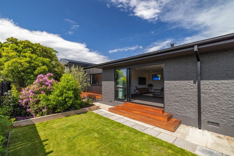 Photo of property in 190 Estuary Road, South New Brighton, Christchurch, 8062