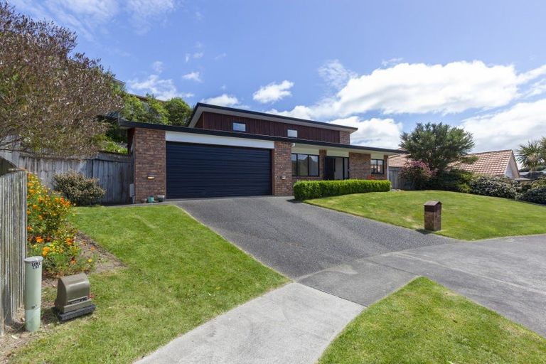 Photo of property in 10 Sams Way, Raumati South, Paraparaumu, 5032