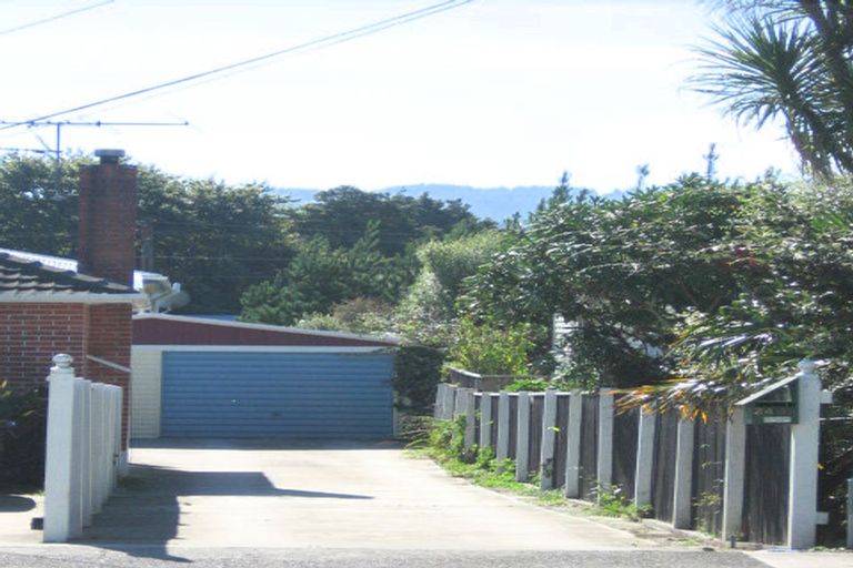 Photo of property in 24a Seddon Street, Wallaceville, Upper Hutt, 5018