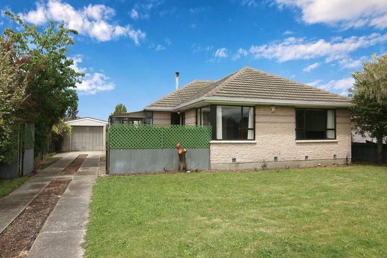 Photo of property in 44 Basingstoke Street, Aranui, Christchurch, 8061