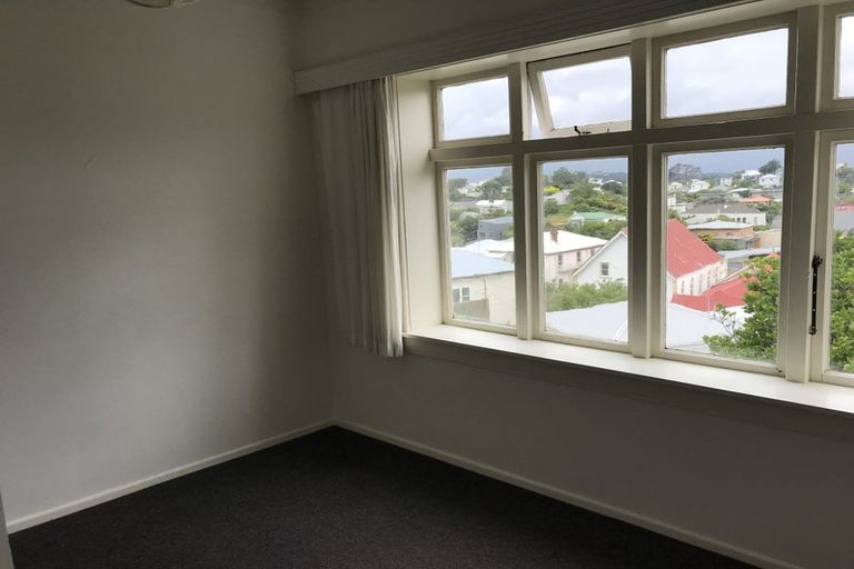 Photo of property in 15 Charlotte Avenue, Brooklyn, Wellington, 6021