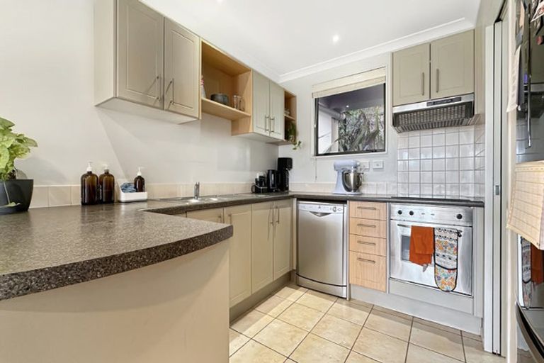 Photo of property in 17/8 Monte Cassino Place, Birkdale, Auckland, 0626