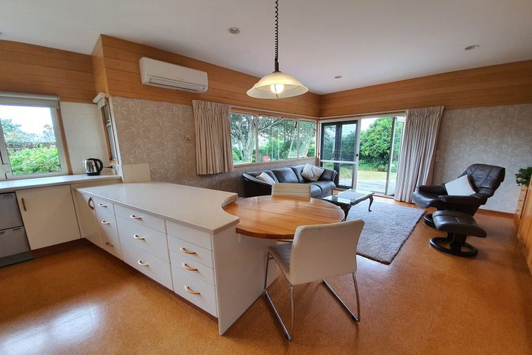 Photo of property in 32 Ngakoti Street, Urenui, 4375