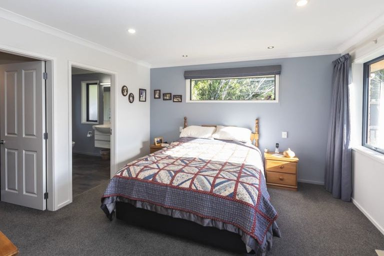 Photo of property in 14 Garforth Green, Halswell, Christchurch, 8025