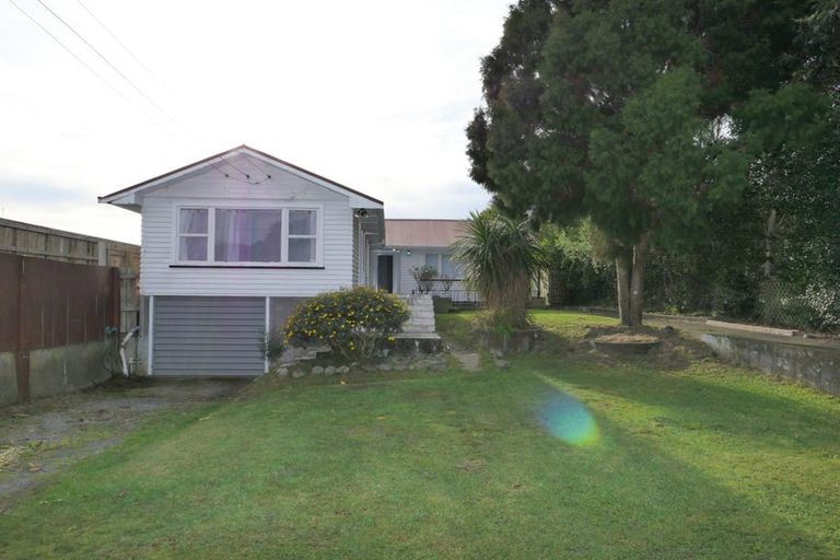 Photo of property in 11 Bell Street, Otaki, 5512