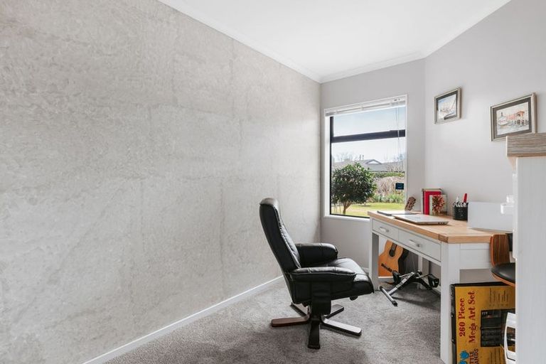 Photo of property in 9 Ashwood Grove, Omokoroa, 3114