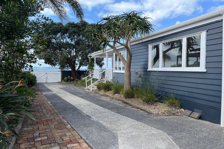 Photo of property in 1441 Clevedon Kawakawa Road, Kawakawa Bay, Papakura, 2585
