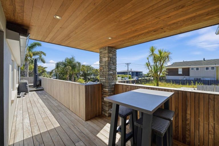 Photo of property in 31 Beechwood Road, Rothesay Bay, Auckland, 0630