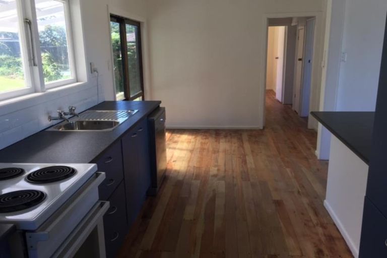 Photo of property in 15 Gordon Road, Western Heights, Rotorua, 3015