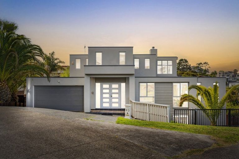 Photo of property in 43 Zara Court, Windsor Park, Auckland, 0632