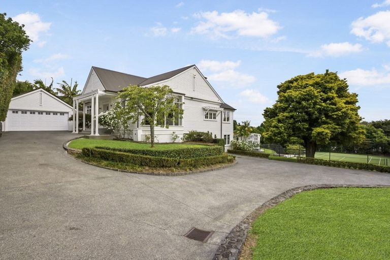 Photo of property in 253 St Heliers Road, Saint Heliers, Auckland, 1071