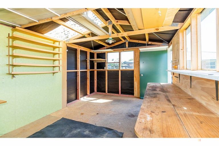 Photo of property in 6 Durham Street, Waimate, 7924