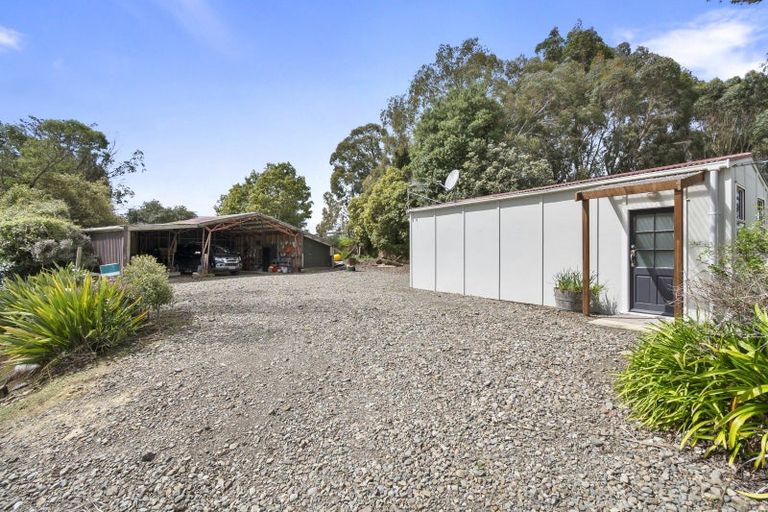 Photo of property in 476 Finnis Road, Pohangina, Feilding, 4775