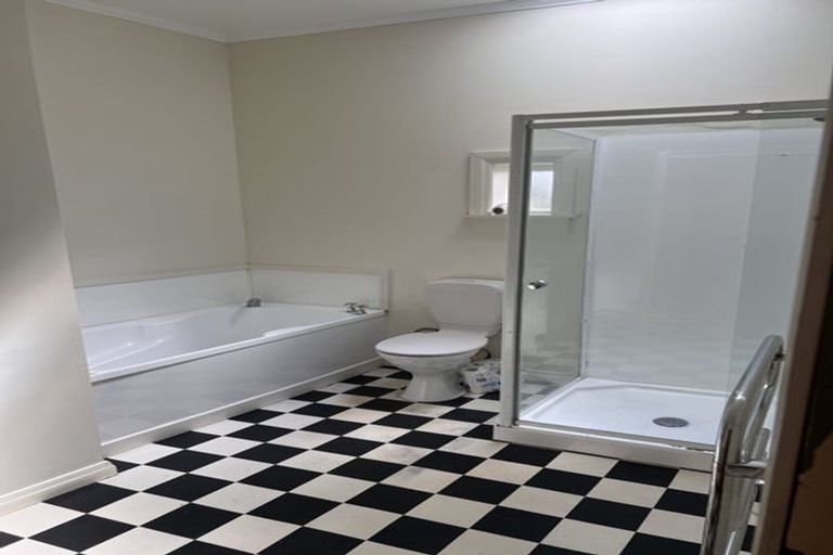 Photo of property in 37 Raroa Road, Kelburn, Wellington, 6012