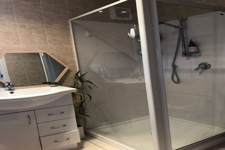 Photo of property in 1/84 Rosier Road, Glen Eden, Auckland, 0602