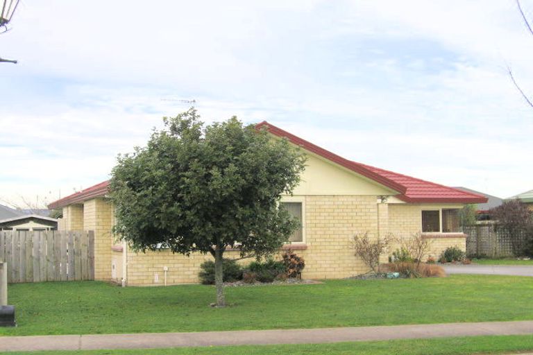 Photo of property in 5 Highbury Place, Nawton, Hamilton, 3200