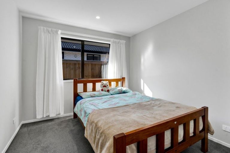 Photo of property in 51 Magnolia Drive, Westown, New Plymouth, 4310