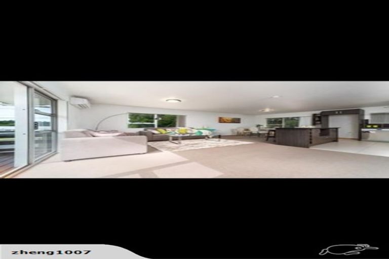 Photo of property in 58 Border Road, Henderson, Auckland, 0612