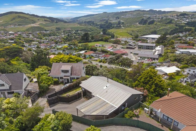 Photo of property in 4 Underwood Way, Churton Park, Wellington, 6037