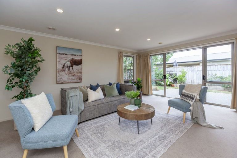 Photo of property in 9 Hulme Way, Raumati Beach, Paraparaumu, 5032