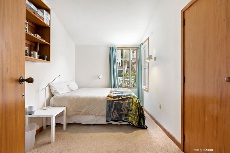 Photo of property in 19 Talavera Terrace, Kelburn, Wellington, 6012