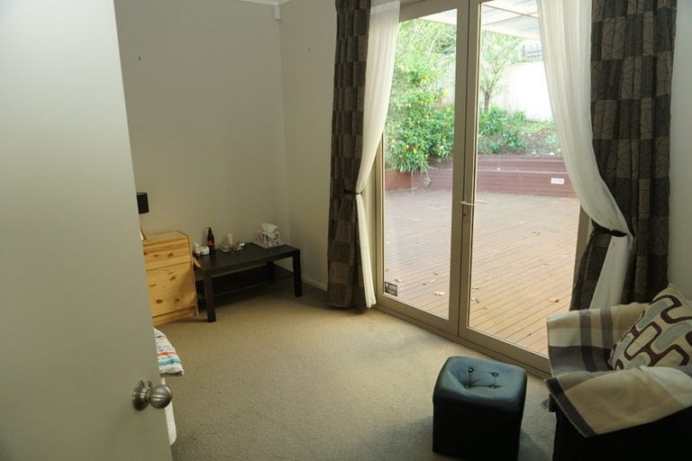 Photo of property in 24 Leburn Crescent, Flat Bush, Auckland, 2016