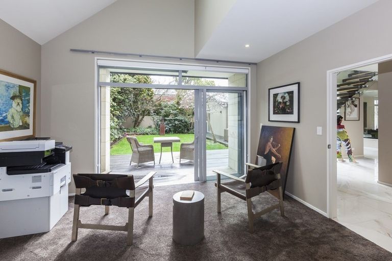 Photo of property in 32b Glandovey Road, Fendalton, Christchurch, 8052