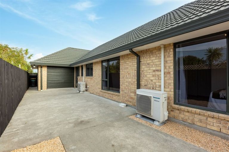 Photo of property in 9 Evenwood Place, Waimairi Beach, Christchurch, 8083