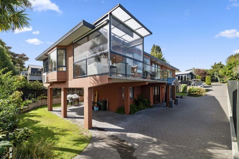 Photo of property in 2/7 Waihora Street, Taupo, 3330