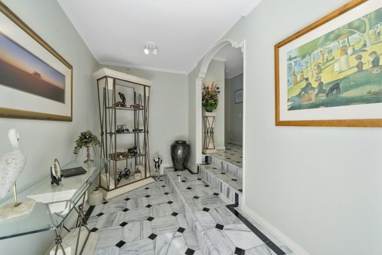 Photo of property in 2 Frimley Terrace, Waikanae Beach, Waikanae, 5036