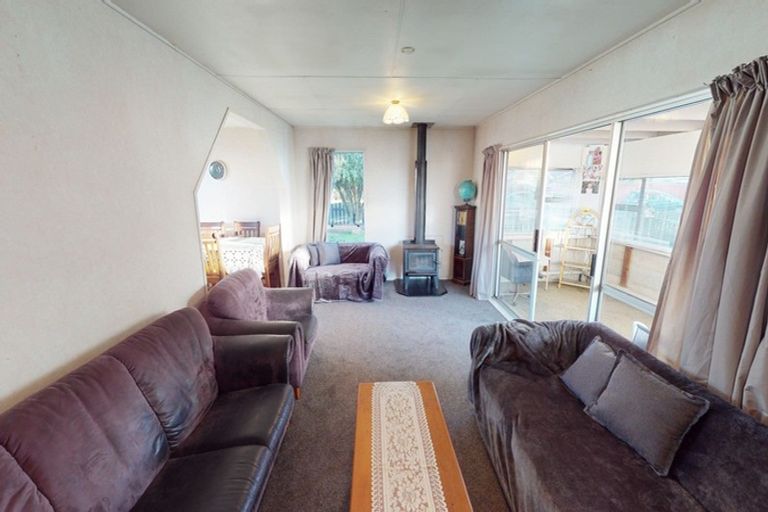 Photo of property in 20 Grenville Street, Levin, 5510