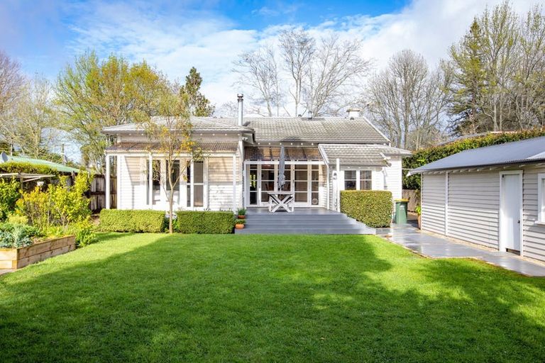 Photo of property in 24 Kitchener Street, Claudelands, Hamilton, 3214