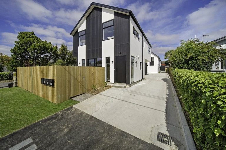 Photo of property in 2/14 Croydon Street, Sydenham, Christchurch, 8023