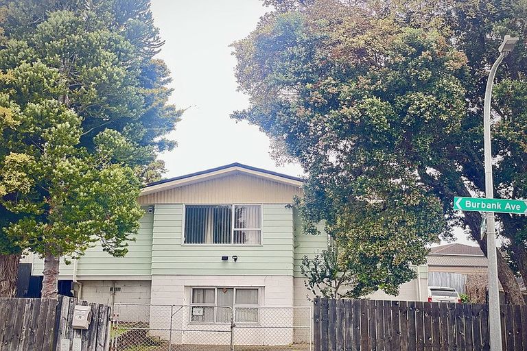 Photo of property in 38 Burbank Avenue, Manurewa, Auckland, 2102