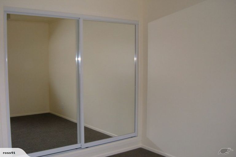 Photo of property in 1/32 Wicklow Road, Narrow Neck, Auckland, 0622