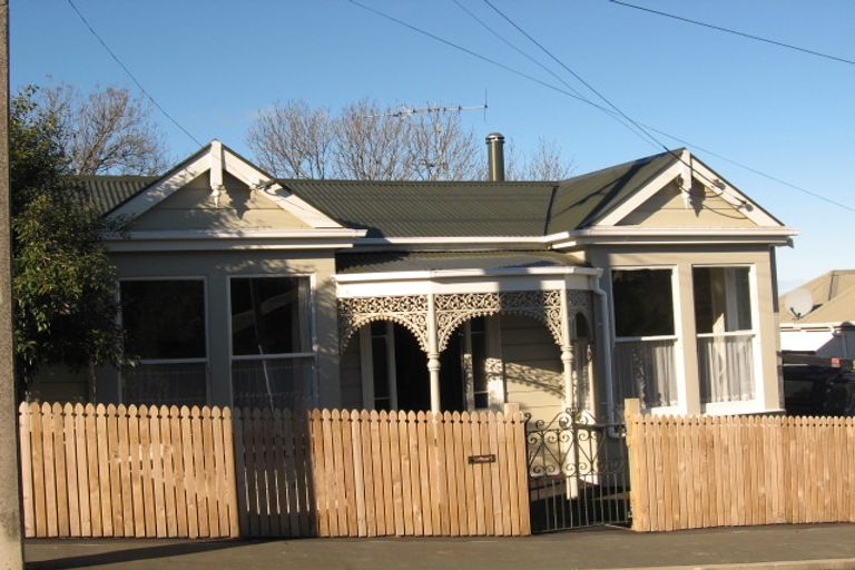 Photo of property in 27 Peel Street, Mornington, Dunedin, 9011