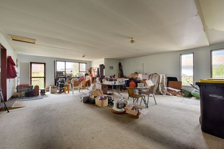 Photo of property in 5 Raeburn Place, Gore, 9710