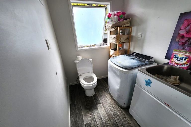 Photo of property in 60 Burundi Avenue, Clendon Park, Auckland, 2103