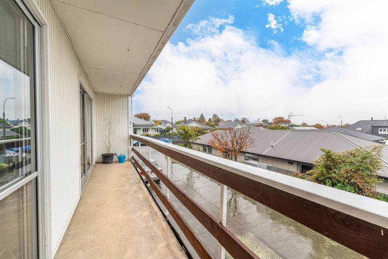 Photo of property in 2/95 Avenue Road, West End, Timaru, 7910
