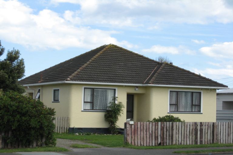 Photo of property in 217 Puriri Street, Castlecliff, Whanganui, 4501
