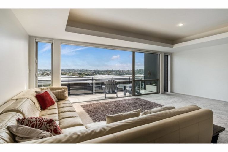 Photo of property in 4/49 Browns Road, Browns Bay, Auckland, 0630