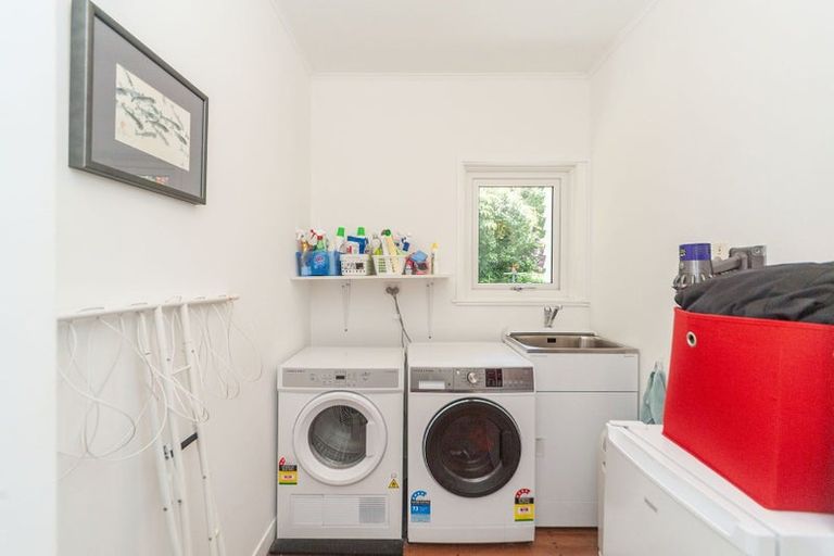 Photo of property in 3 Puketiro Avenue, Northland, Wellington, 6012