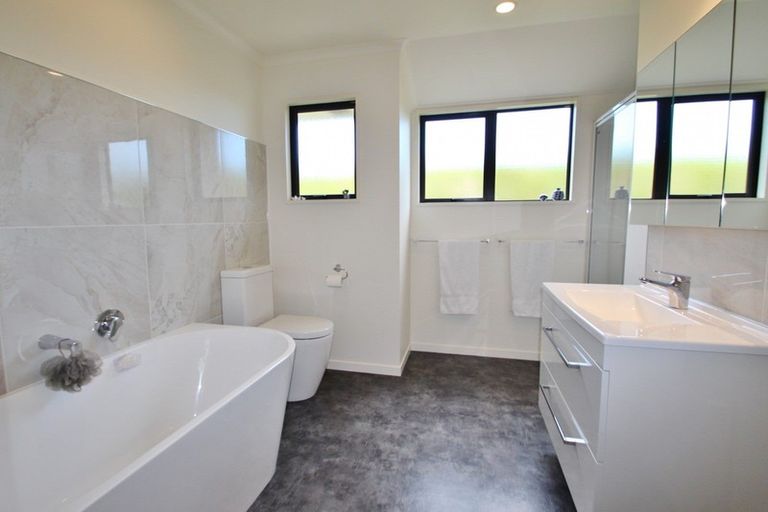 Photo of property in 62 Frank Street, Gore, 9710