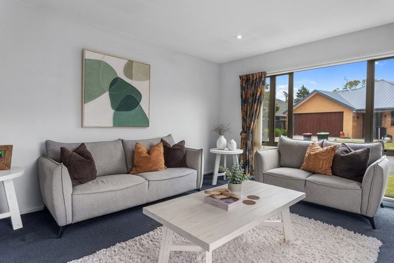 Photo of property in 5 Matawai Close, Rangiora, 7400