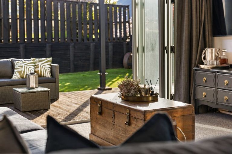 Photo of property in 108 Kings Drive, Wanaka, 9305