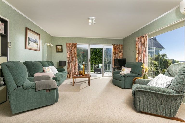 Photo of property in 2/47a Vauxhall Road, Devonport, Auckland, 0624