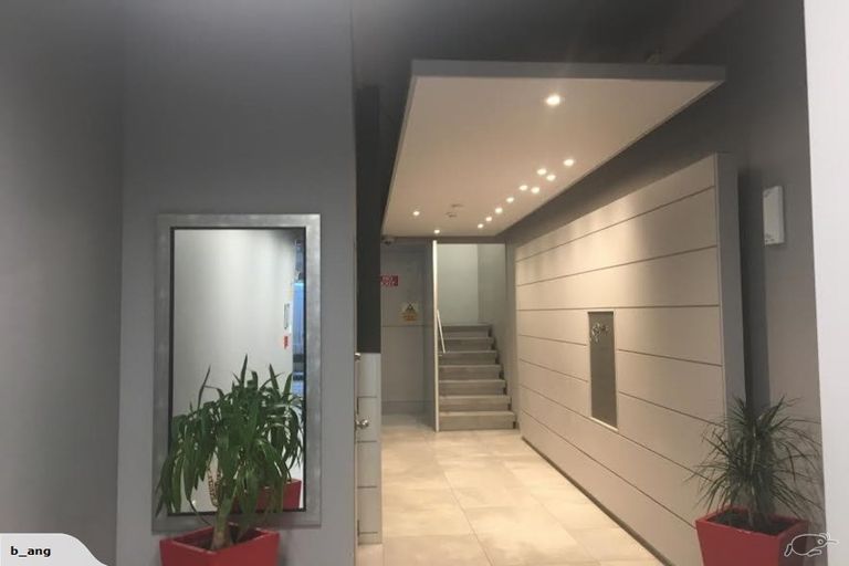 Photo of property in Gerondis Bldg Apartments, 106/60 Willis Street, Wellington Central, Wellington, 6011