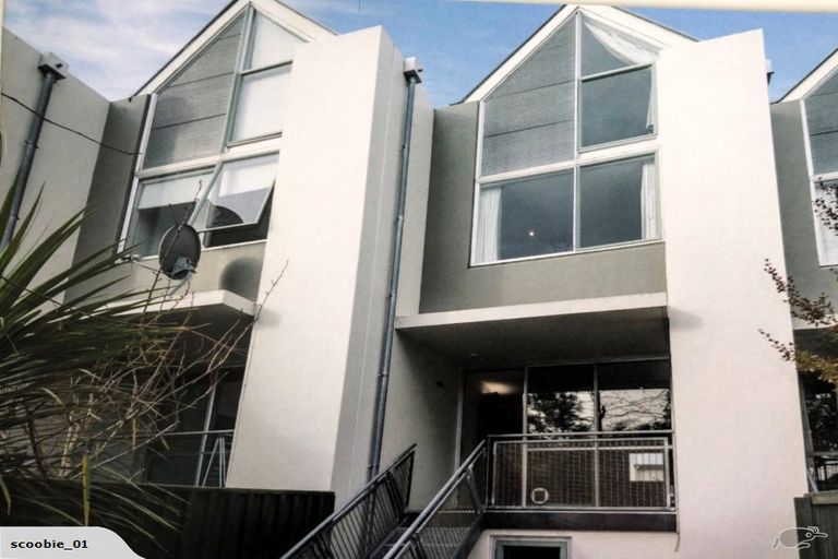 Photo of property in 3/86 Brockworth Place, Riccarton, Christchurch, 8011