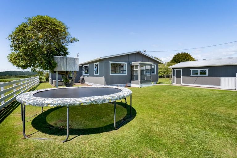 Photo of property in 1257 Mangorei Road, Mangorei, New Plymouth, 4371