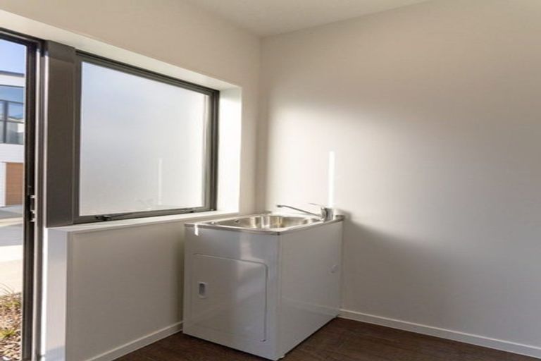 Photo of property in 7 Rangimarie Close, Opaheke, Papakura, 2113